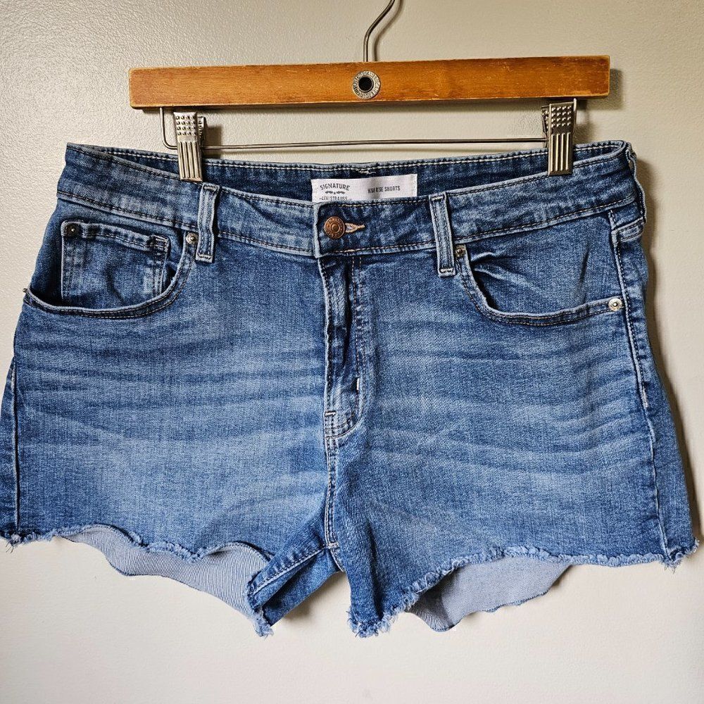 EUC LEVI'S STRAUSS HIGH RISE SHORTS RAW HEM SIZE 12 - W31